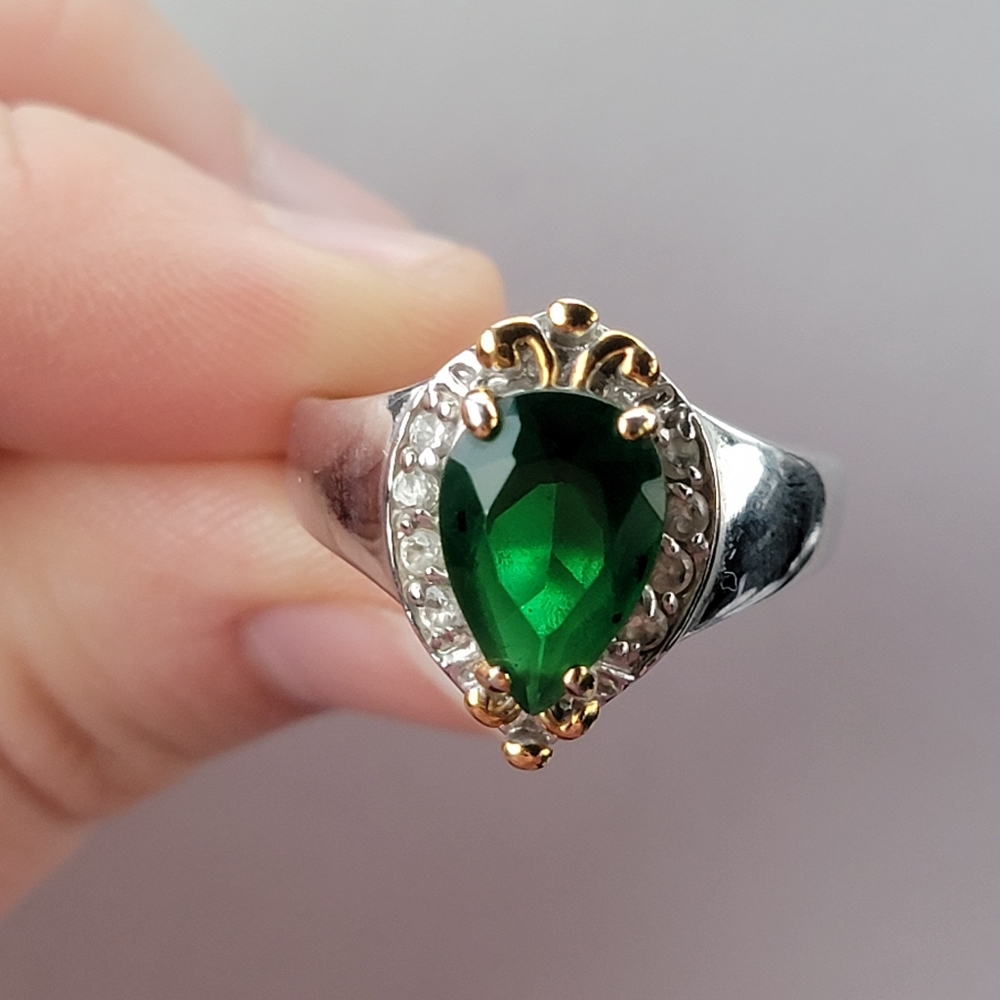 Emerald Teardrop Silver Ring Simulated Diamond Gemstone Gold Tone Accent sz 12